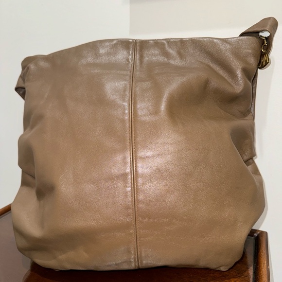 Morris Moskowitz Leather Shoulder Bag - Picture 3 of 15